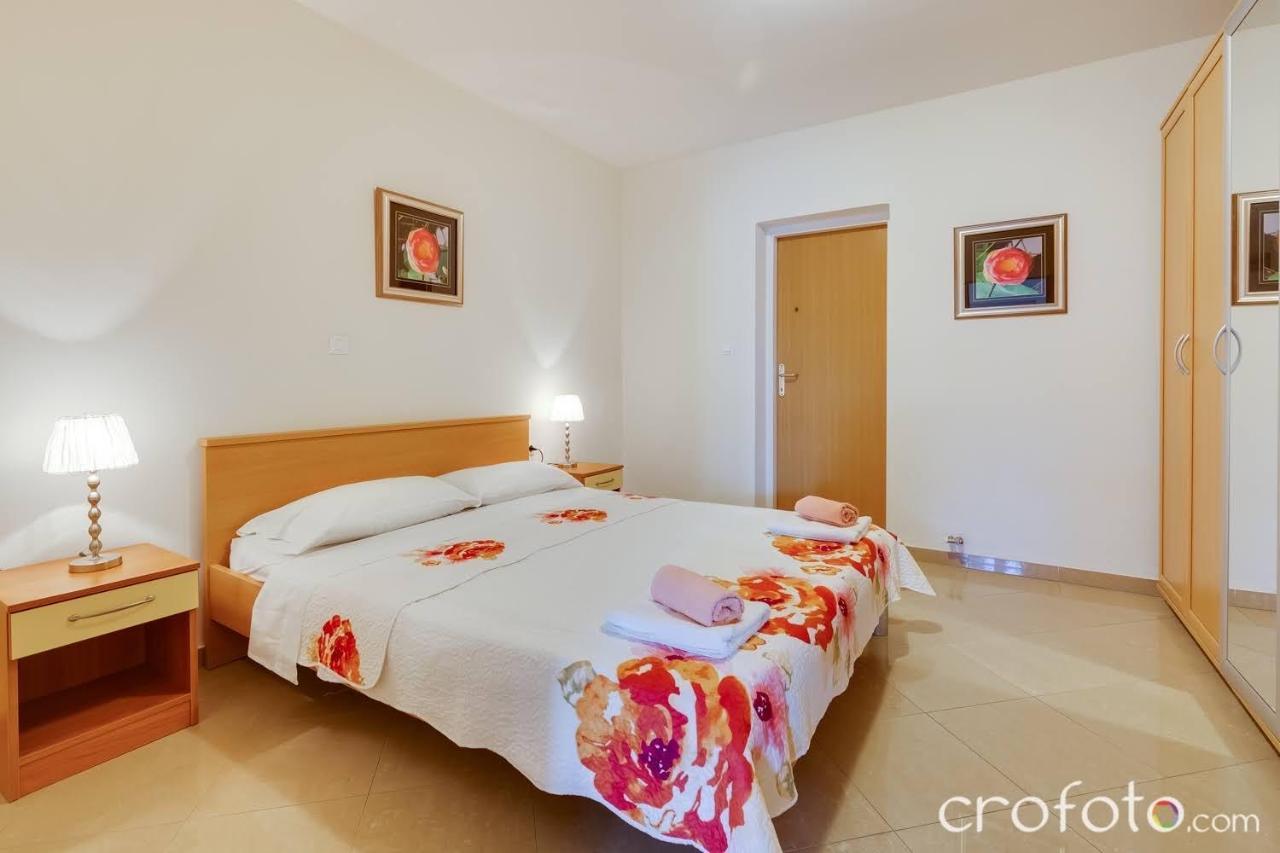 Apartamento Niko 1 Kožino Exterior foto
